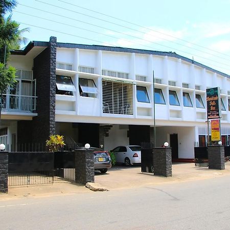 Dunhinda Falls Inn بادولا المظهر الخارجي الصورة