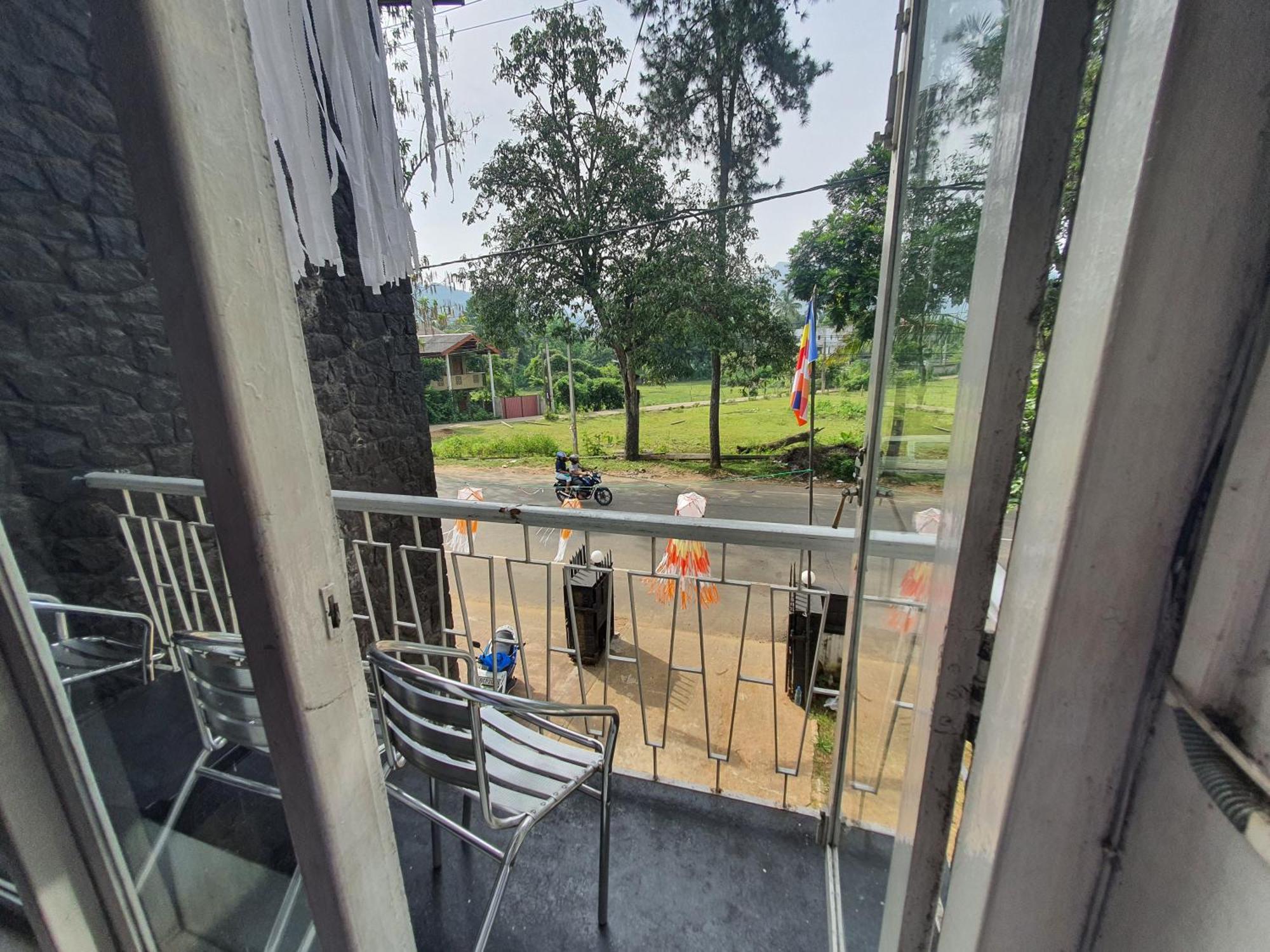 Dunhinda Falls Inn بادولا المظهر الخارجي الصورة