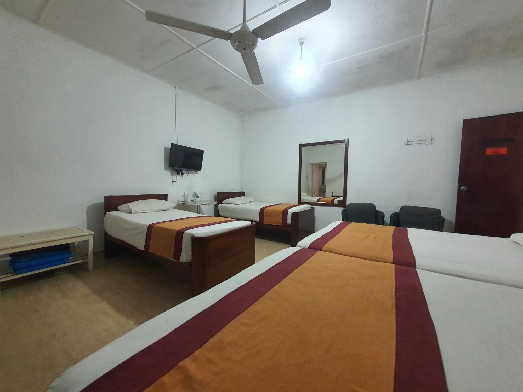 Dunhinda Falls Inn بادولا المظهر الخارجي الصورة